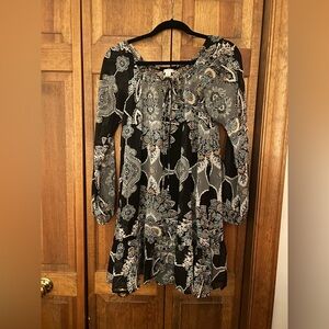 Xhilaration Women’s Sz M Boho Bohemian Hippie Black & Blue Patterned Tunic Dress